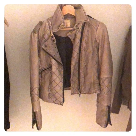 Bomber Jacket - Picture 1 of 2